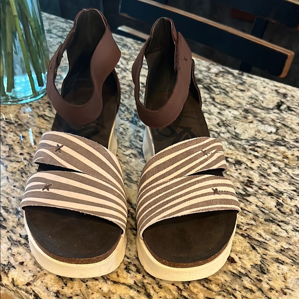 OTBT Montauk Wedge: Tapioca